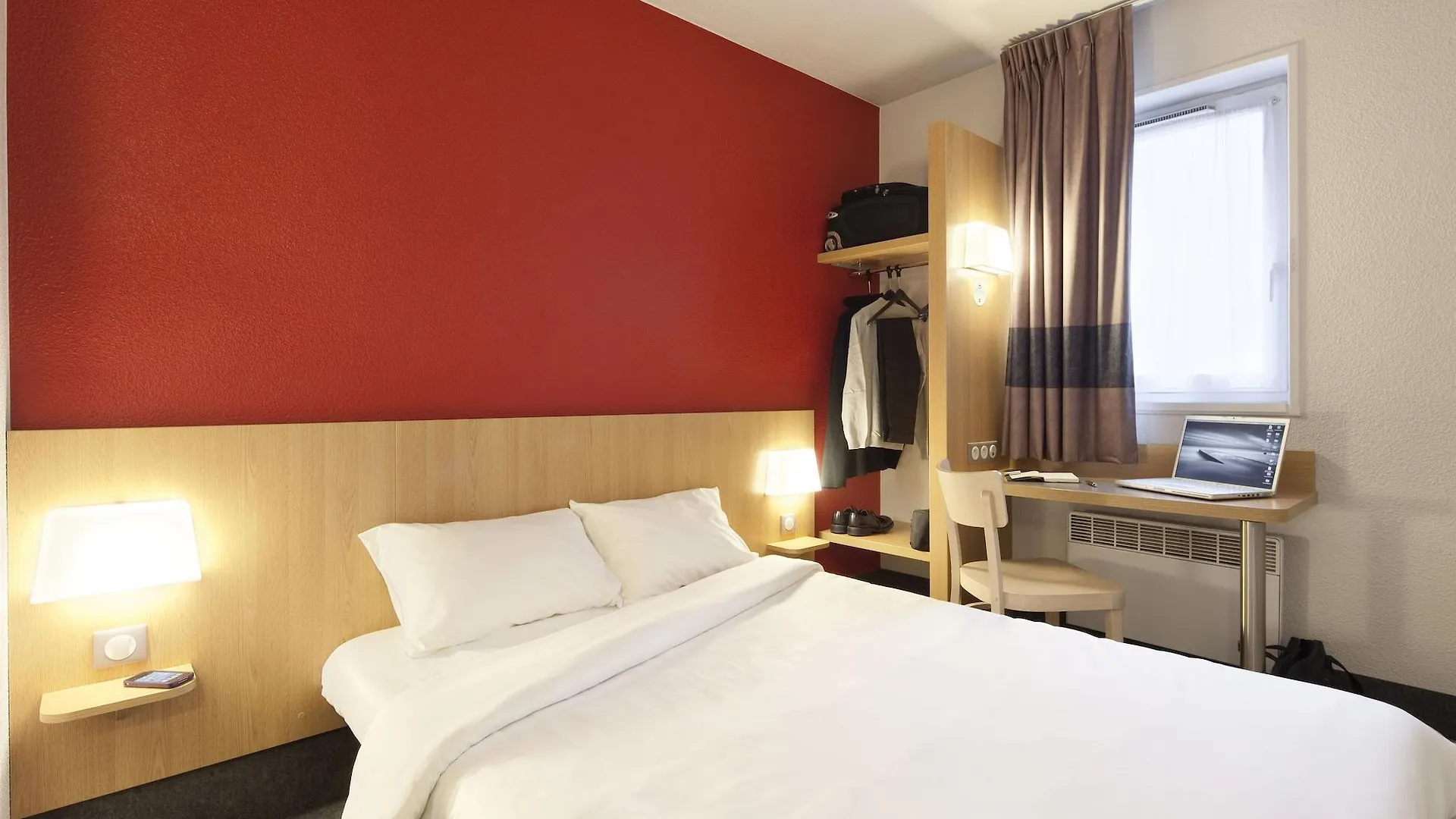 B&B Hotel Frejus روكبرون-سور-أرجينس